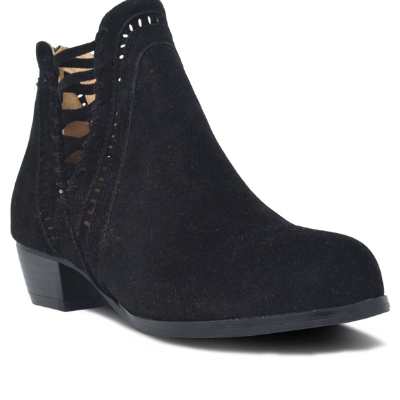 ⭐️ NEW Women’s Woven Suede Ankle Bootie Black - Picture 2 of 4